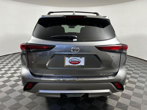 Heavy Metal 2026 Toyota Highlander Hybrid Platinum