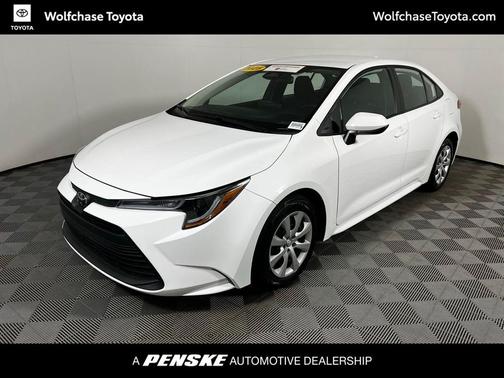 2025 Toyota Corolla LE