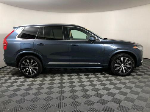 Photo 4 of 51 of 2020 Volvo XC90 Hybrid T8 Inscription 7 Passenger