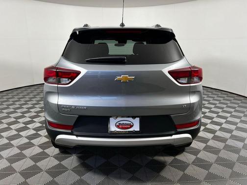 Sterling Gray Metallic 2025 Chevrolet Trailblazer LT