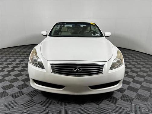 2010 INFINITI G37 Base