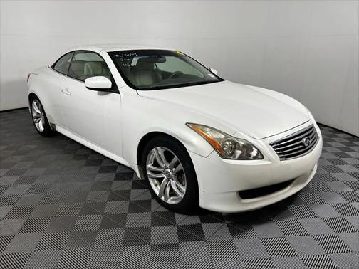 2010 INFINITI G37 Base