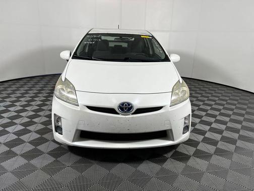 Blizzard Pearl 2010 Toyota Prius III