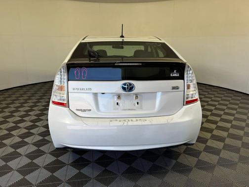 Blizzard Pearl 2010 Toyota Prius III