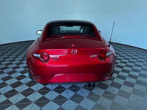 Soul Red Metallic 2017 Mazda MX-5 Miata RF Grand Touring