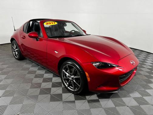 Soul Red Metallic 2017 Mazda MX-5 Miata RF Grand Touring