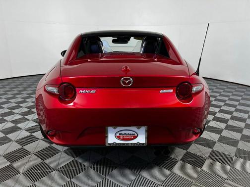Soul Red Metallic 2017 Mazda MX-5 Miata RF Grand Touring