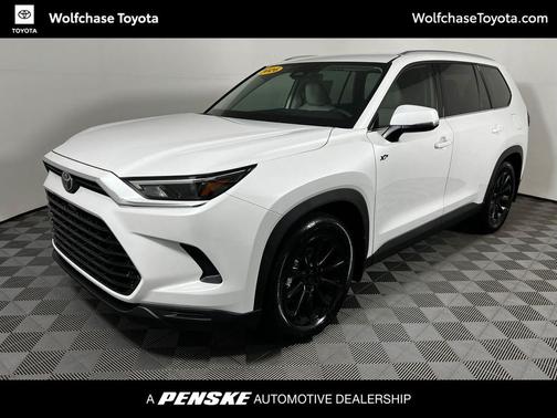 Wind Chill Pearl 2026 Toyota Grand Highlander XLE