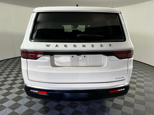 2024 Jeep Wagoneer Series II 4x2