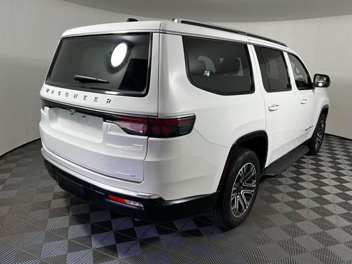 2024 Jeep Wagoneer Series II 4x2