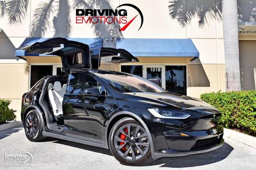 2024 Tesla Model X Plaid Tri Motor All-Wheel Drive