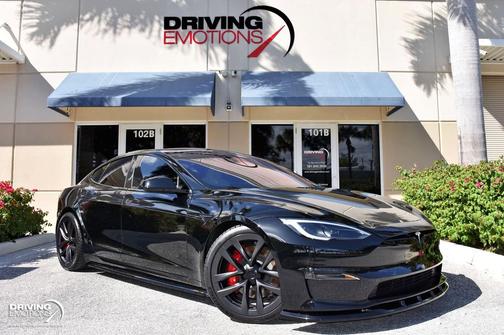 2023 Tesla Model S Plaid