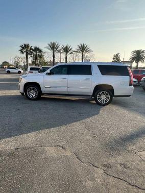 2017 Cadillac Escalade ESV Standard