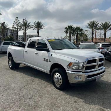 2017 RAM 3500 SLT Crew Cab 4x2 8' Box