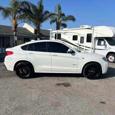 White 2015 BMW X4 xDrive35i