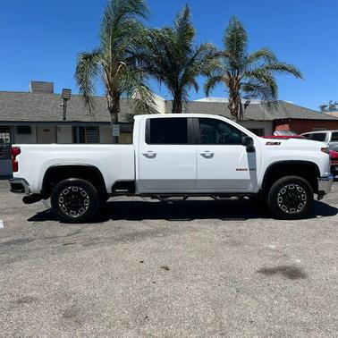 White 2020 Chevrolet Silverado 2500 LT