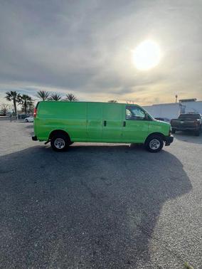 2022 GMC Savana 3500 RWD 3500 Extended Wheelbase Work Van