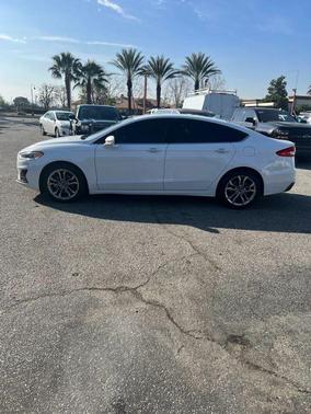 2020 Ford Fusion SEL