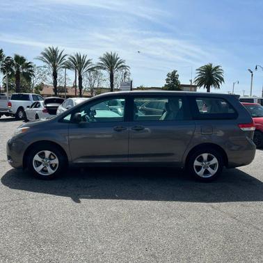2011 Toyota Sienna Minivan 4D
