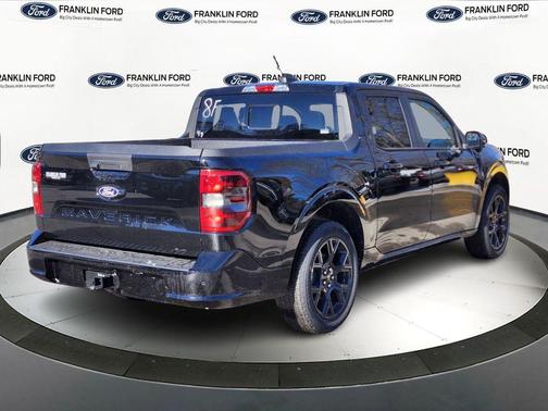 Shadow Black 2026 Ford Maverick Lobo High