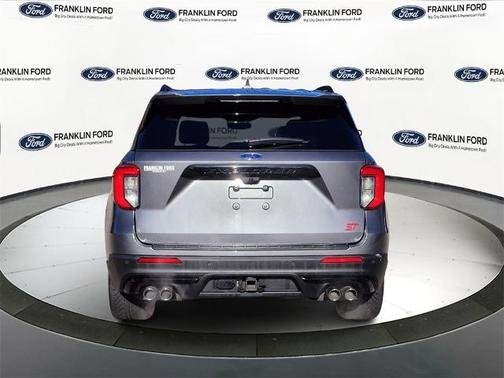 2022 Ford Explorer ST