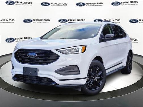 2022 Ford Edge SE