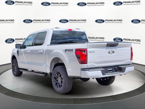 Avalanche 2026 Ford F-150 XLT