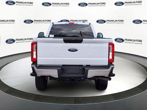 Oxford White 2026 Ford F-350 XLT