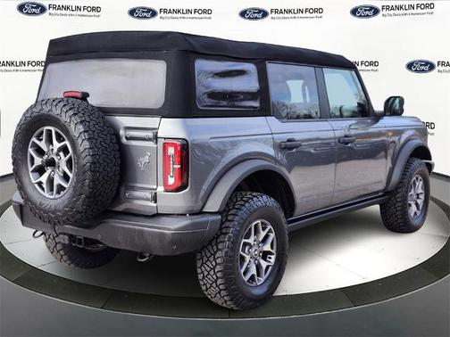 2023 Ford Bronco 