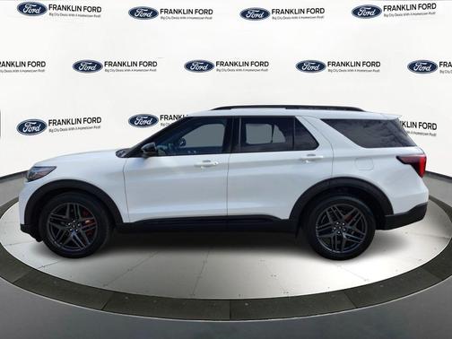 Star White 2025 Ford Explorer ST