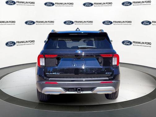 Agate Black Metallic 2026 Ford Explorer Platinum