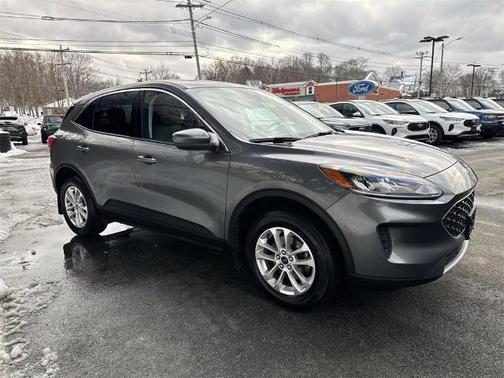 2021 Ford Escape SE