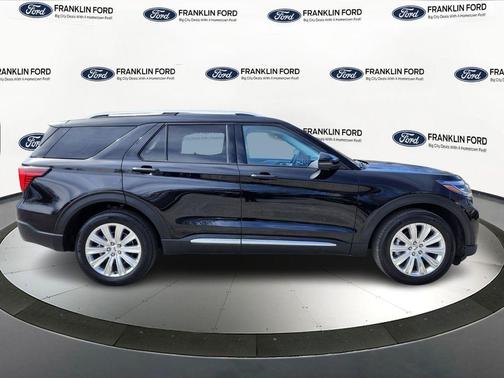 Agate Black Metallic 2025 Ford Explorer Platinum