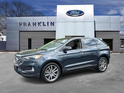 2022 Ford Edge TITANIUM