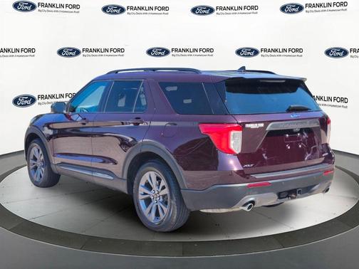 Jewel Red Metallic 2022 Ford Explorer XLT