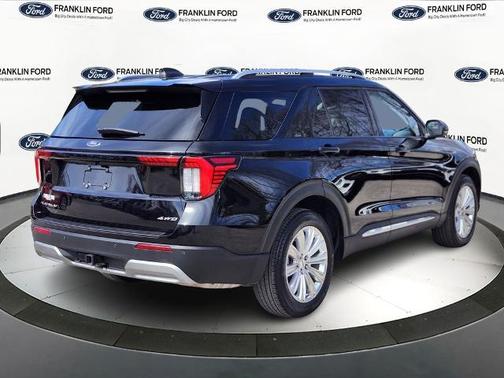 AGATE BLACK METALLIC 2025 Ford Explorer PLATINUM