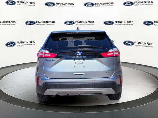 ICONIC SILVER 2022 Ford Edge SEL