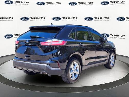 AGATE BLACK METALLIC 2024 Ford Edge SE