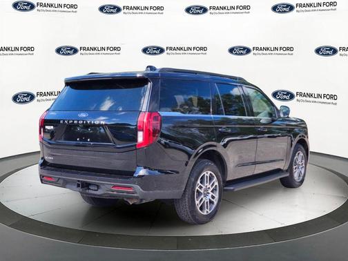 Agate Black Metallic 2025 Ford Expedition Active
