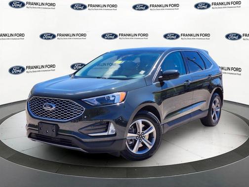 Forged Green Metallic 2023 Ford Edge SEL