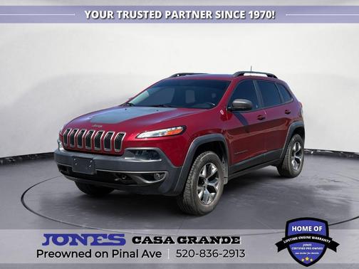 Deep Cherry Red Crystal Pearlcoat 2017 Jeep Cherokee Trailhawk