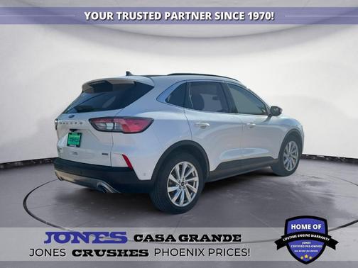 2022 Ford Escape Titanium Hybrid