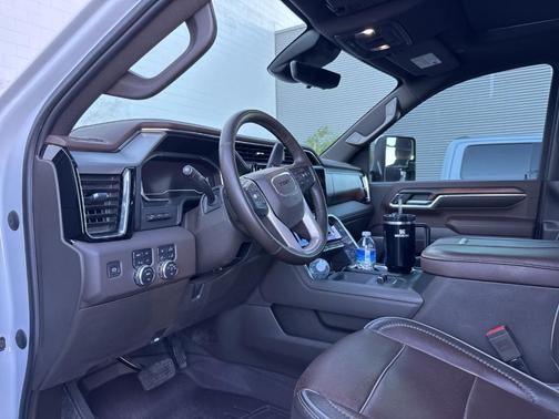 2024 GMC Sierra 3500 Denali