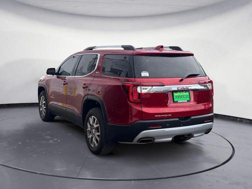2021 GMC Acadia SLT