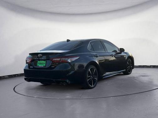 Midnight Black Metallic 2019 Toyota Camry