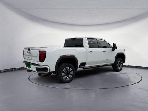 2024 GMC Sierra 2500 Denali