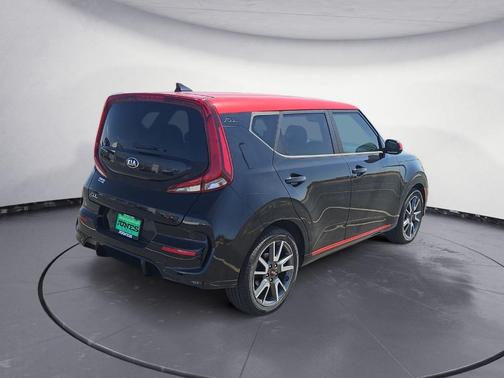 Cherry Black / Red Roof 2020 Kia Soul GT-Line 2.0L
