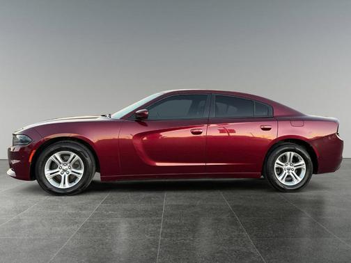 Octane Red Pearlcoat 2017 Dodge Charger SE