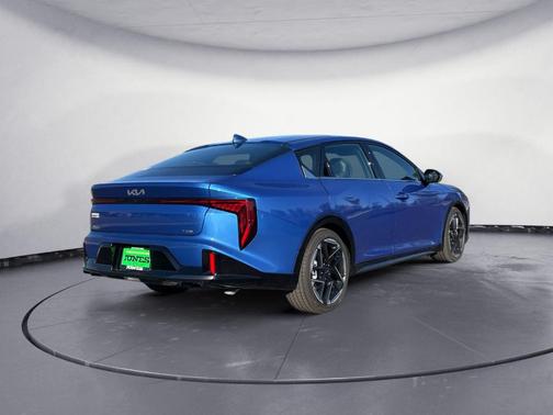 2025 Kia K4 GT-Line