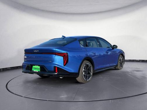 2025 Kia K4 GT-Line